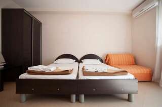 Апартаменты Mandir apartments - Center Будва Стандартный трехместный номер-студио-4