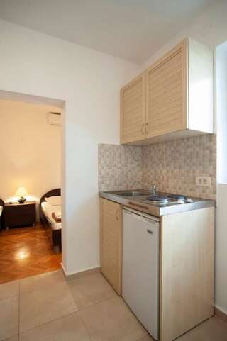 Апартаменты Mandir apartments - Center Будва Номер-студио с балконом-4