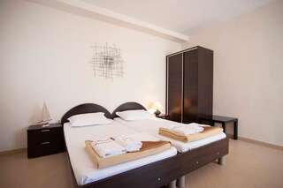 Апартаменты Mandir apartments - Center Будва Номер-студио с террасой-3